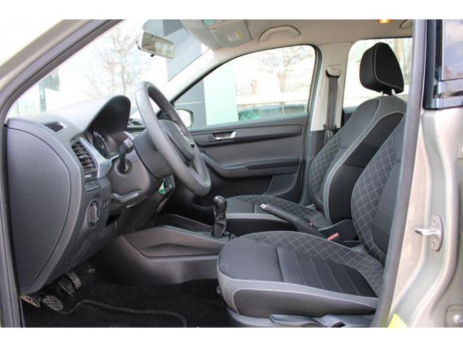 Škoda Fabia 1.0 SRE Ambition 