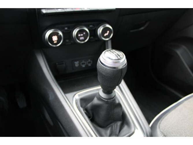 Renault Captur 1.0 tCe Intens 