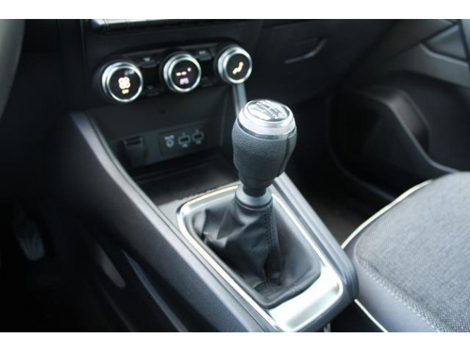 Renault Captur 1.0 tCe Intens 