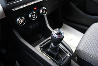 Renault Clio 1.0 TCE Intens 