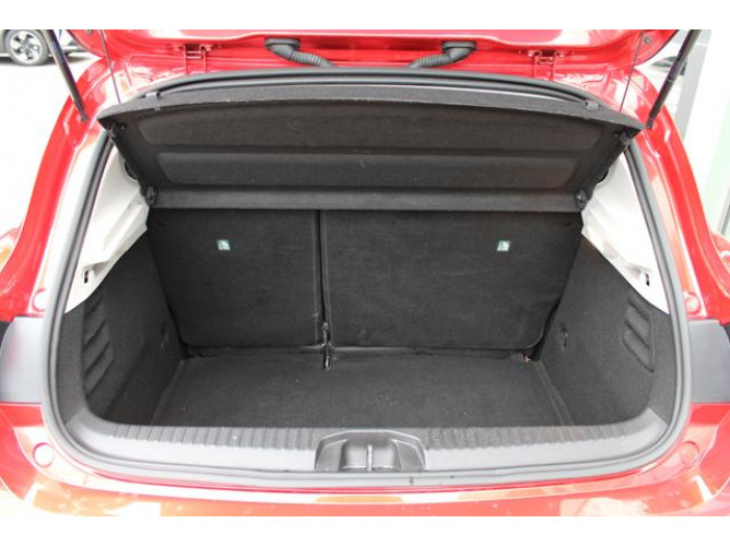 Renault Clio 1.0 TCE Intens 