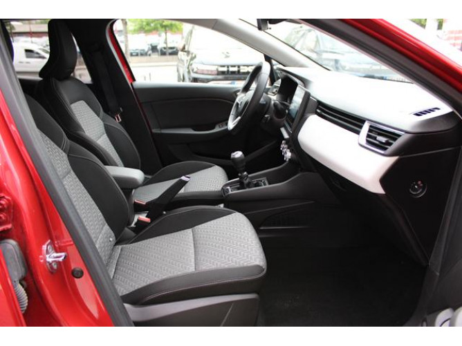 Renault Clio 1.0 TCE Intens 