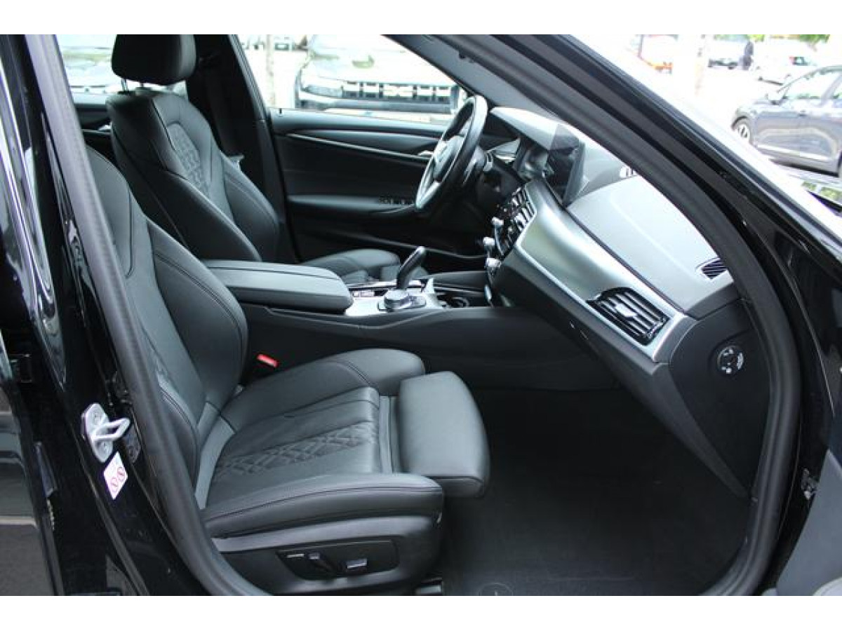 BMW 520 2.0 D XDRIVE 