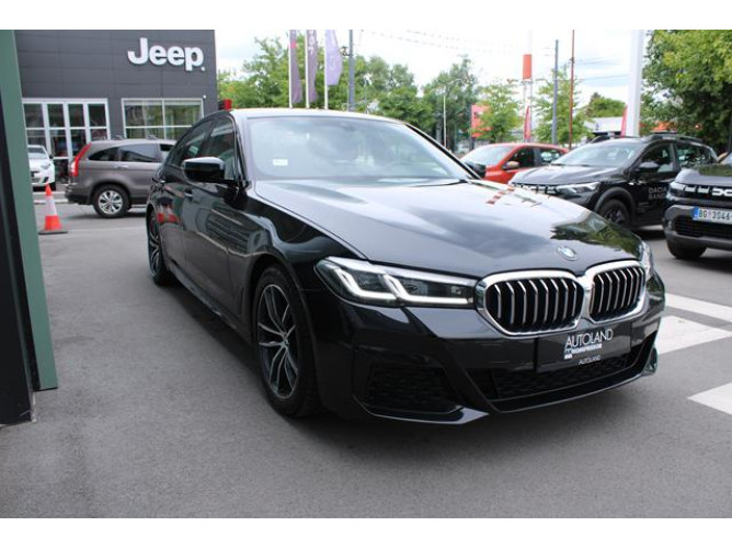 BMW 520 2.0 D XDRIVE 