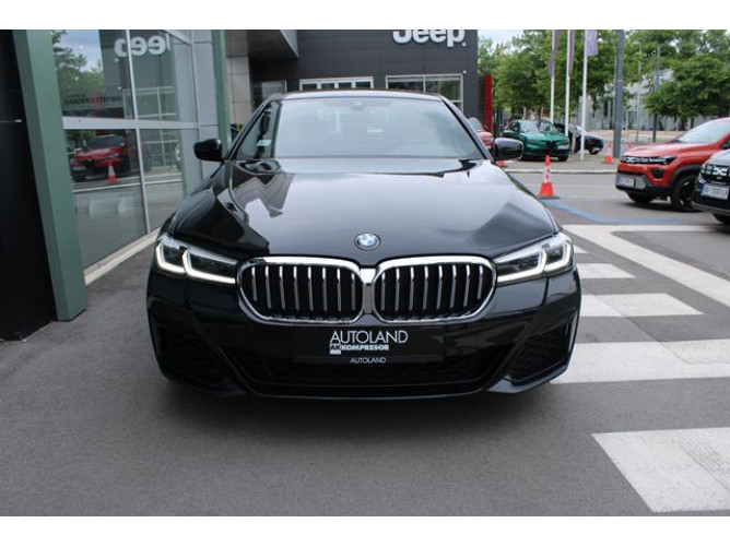 BMW 520 2.0 D XDRIVE 