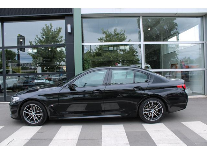 BMW 520 2.0 D XDRIVE 