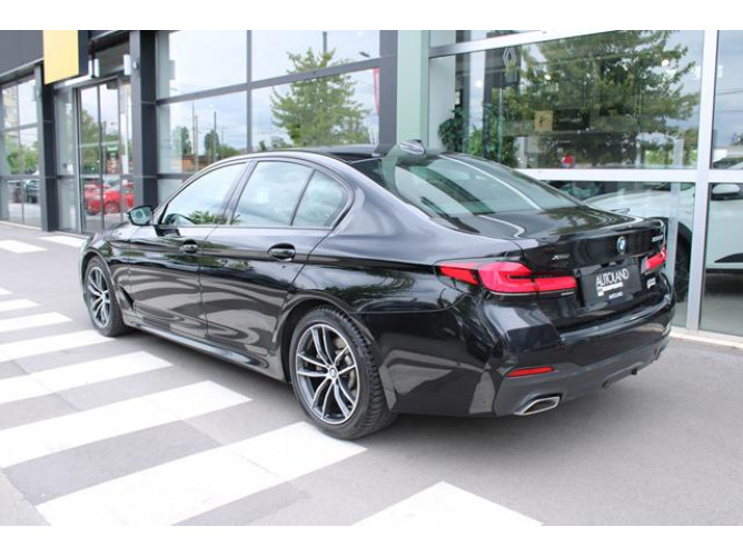 BMW 520 2.0 D XDRIVE 