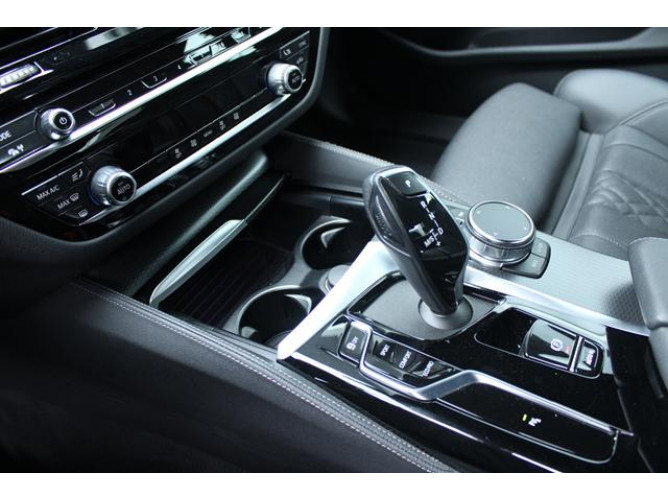BMW 520 2.0 D XDRIVE 