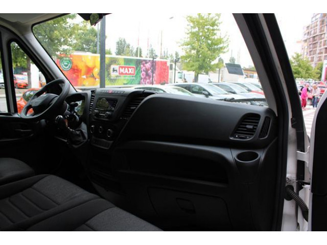 Iveco 35 3.0 S16H D30C 