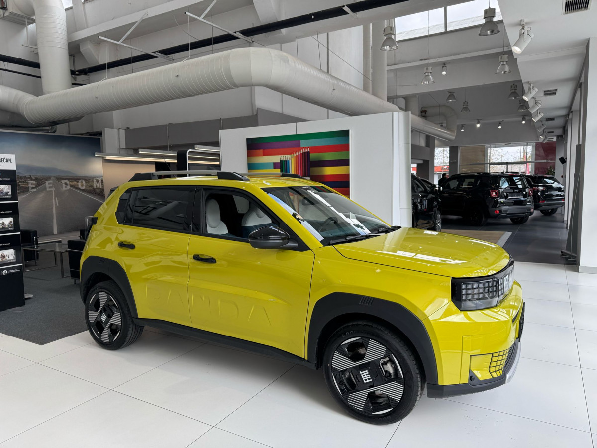 Fiat Grande Panda 1.2 100KS HIBRID eDCT  LA PRIMA 