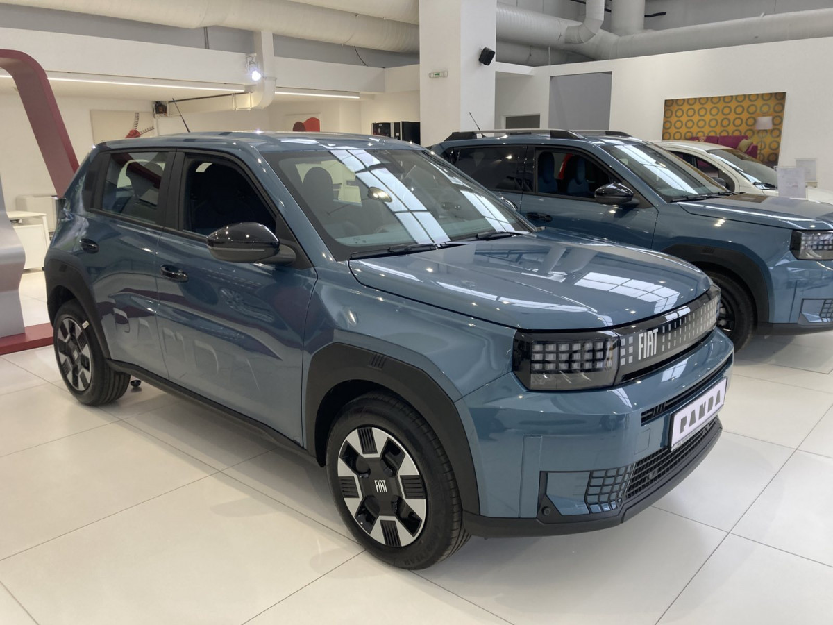Fiat Grande Panda 1.2 100KS HIBRID eDCT ICON + TECH
