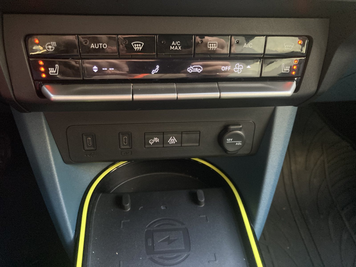 Fiat Grande Panda 1.2 100KS HIBRID eDCT  La Prima DEMO 