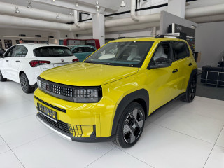 Fiat Grande Panda 1.2 100KS HIBRID eDCT  LA PRIMA 