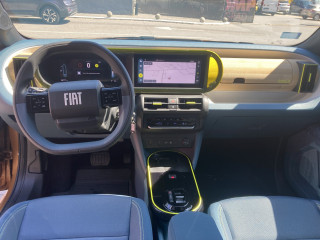 Fiat Grande Panda 1.2 100KS HIBRID eDCT LA PRIMA DEMO