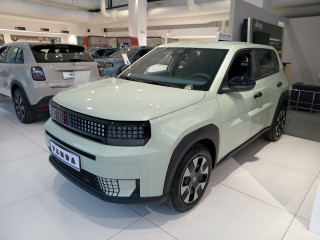 Fiat Grande Panda 1.2 100KS HIBRID eDCT ICON + TECH 