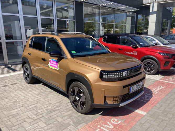 Fiat Grande Panda 1.2 100KS HIBRID eDCT  LA PRIMA DEMO 