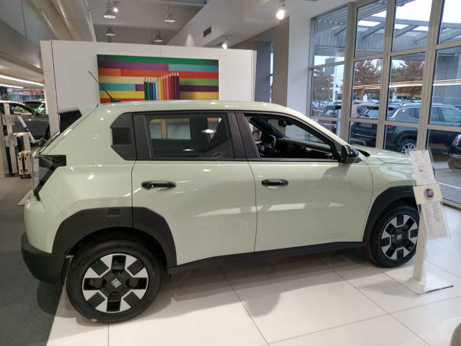 Fiat Grande Panda 1.2 100KS HIBRID eDCT ICON + TECH 