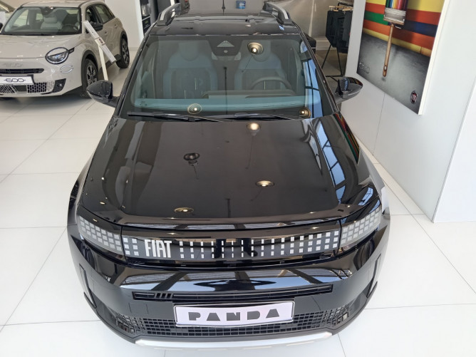 Fiat Grande Panda 1.2 100KS HIBRID eDCT ICON + STYLE 
