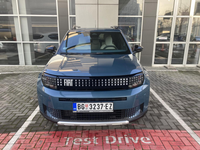 Fiat Grande Panda 1.2 100KS HIBRID eDCT  La Prima DEMO 