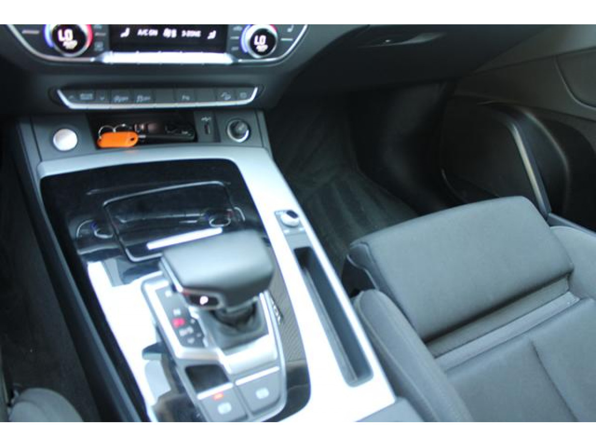 Audi Q5 2.0 TDI HYB. QUATTRO 
