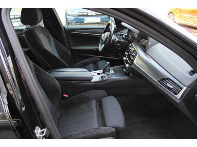 BMW 520 2.0D XDRIVE M 