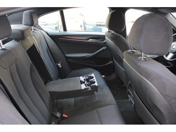 BMW 520 2.0D XDRIVE M 