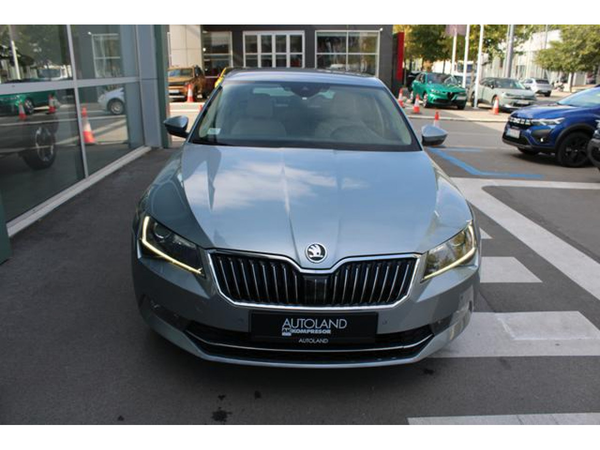 Škoda Superb 2.0 TDI STYLE 4X4 