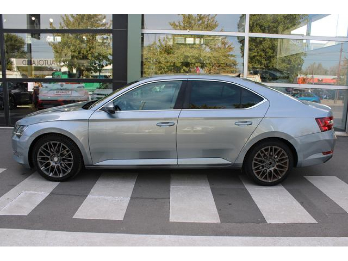 Škoda Superb 2.0 TDI STYLE 4X4 