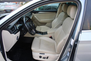 Škoda Superb 2.0 TDI STYLE 4X4 