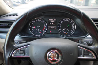 Škoda Superb 2.0 TDI STYLE 4X4 