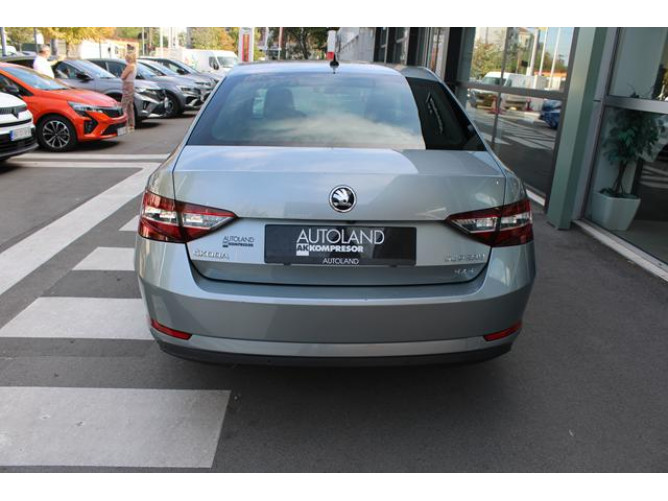 Škoda Superb 2.0 TDI STYLE 4X4 