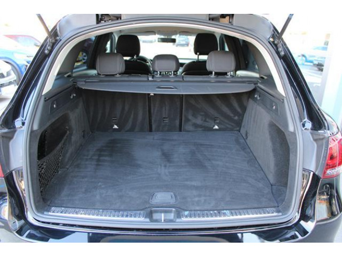 MERCEDES BENZ GLC 220D 4MATIC 