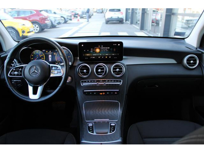 MERCEDES BENZ GLC 220D 4MATIC 