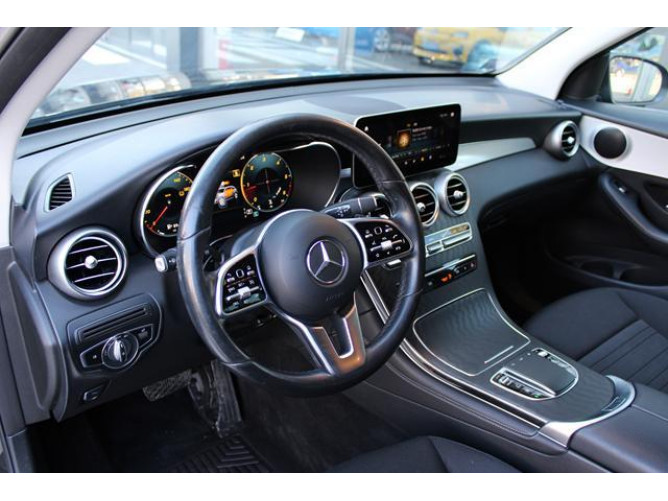 MERCEDES BENZ GLC 220D 4MATIC 