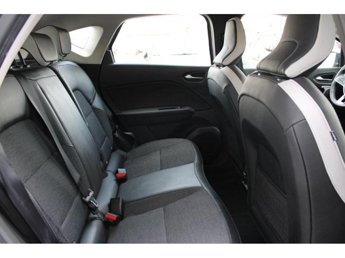 Renault Captur 1.0 tCe Intens 