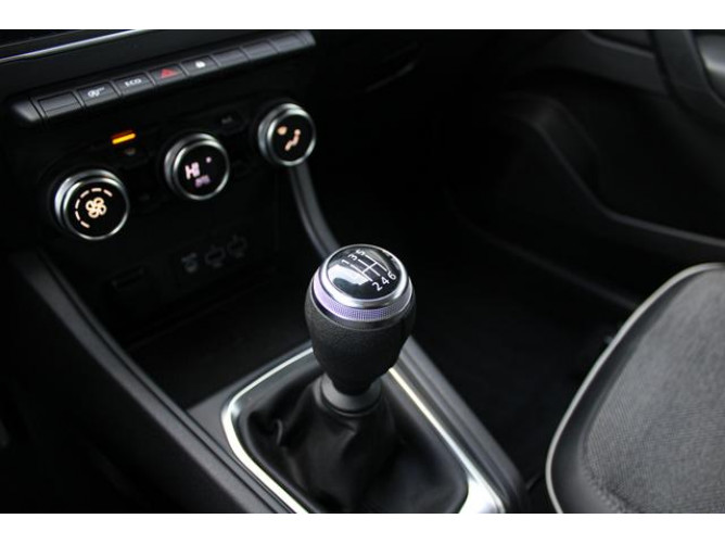 Renault Captur 1.0 tCe Intens 