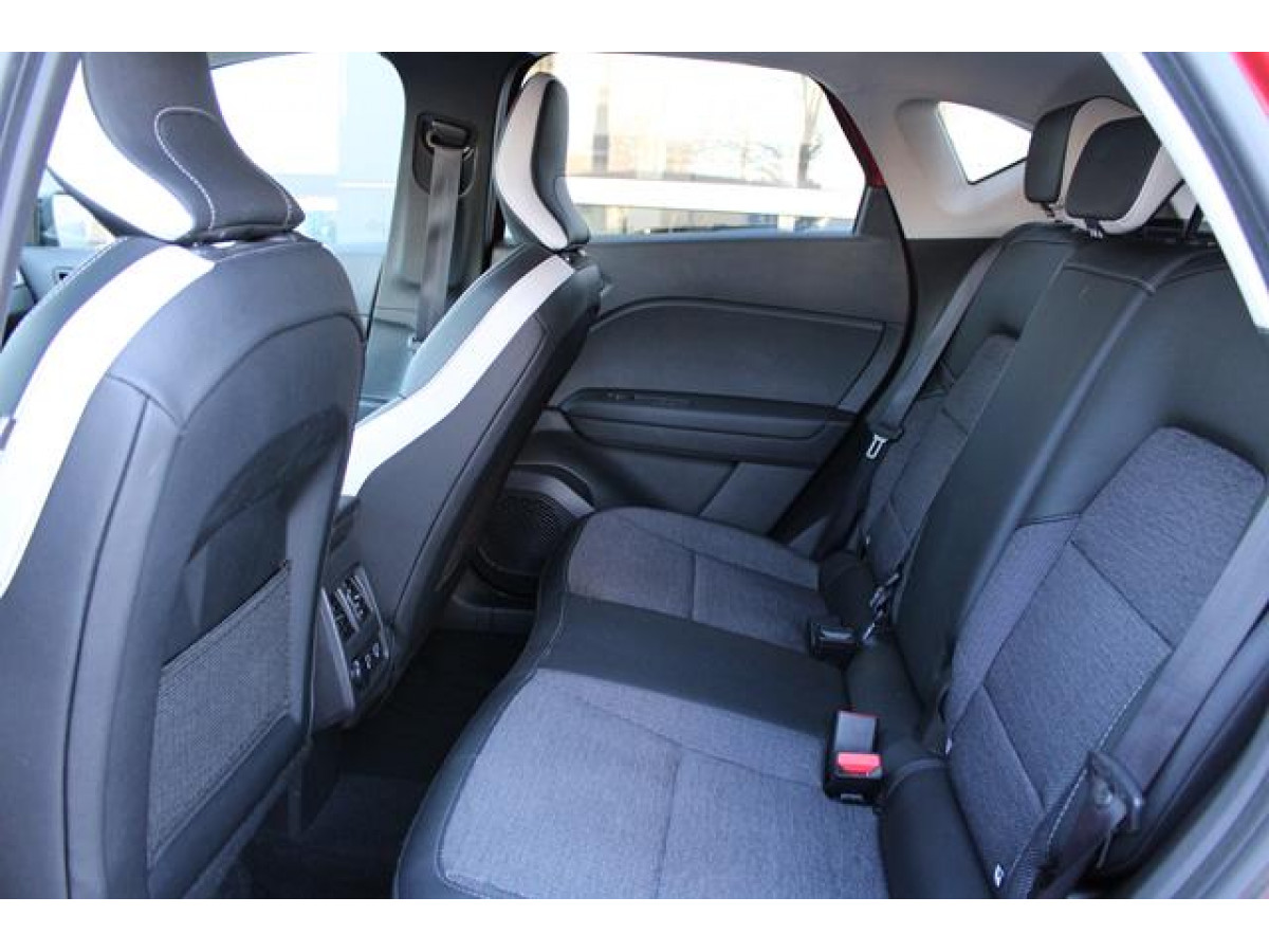 Renault Captur 1.3 tCe Hyb. DCT In. 