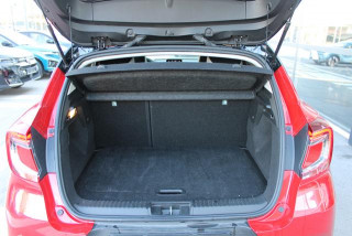 Renault Captur 1.3 tCe Hyb. DCT In. 