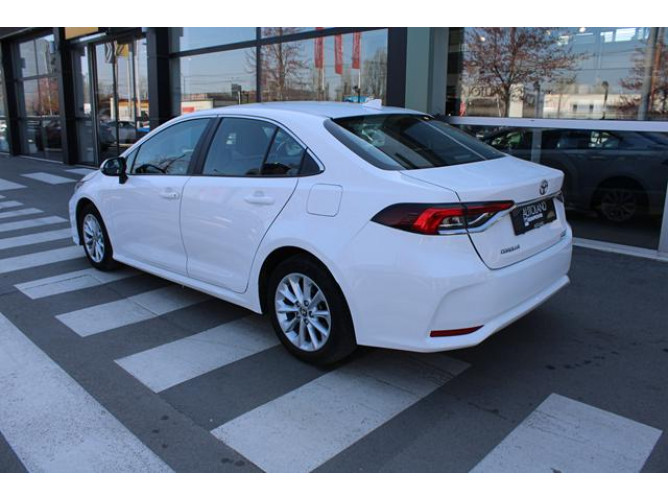 Toyota Corolla 1.5 Luna 