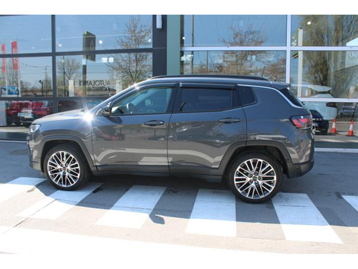 Jeep Compass 1.5 MHEV DCCT 