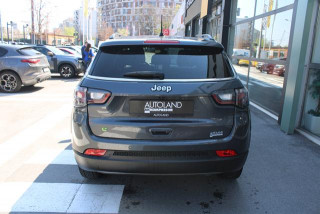 Jeep Compass 1.5 MHEV DCCT 