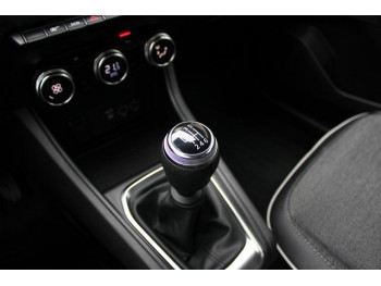 Renault Captur 1.0 tCe Intens 