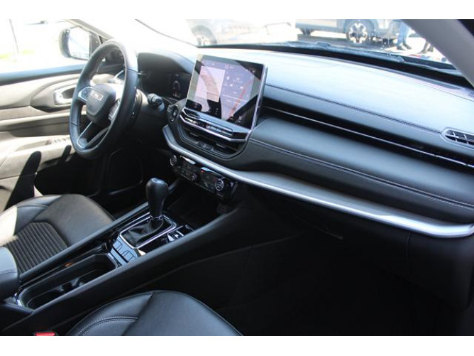 Jeep Compass 1.5 MHEV DCCT 