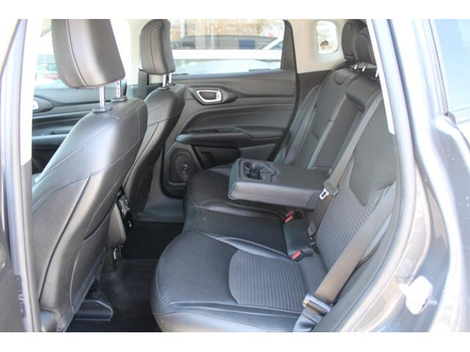 Jeep Compass 1.5 MHEV DCCT 