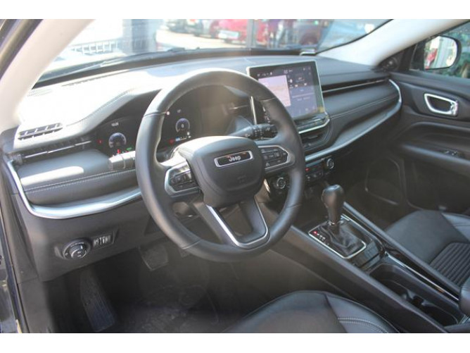 Jeep Compass 1.5 MHEV DCCT 