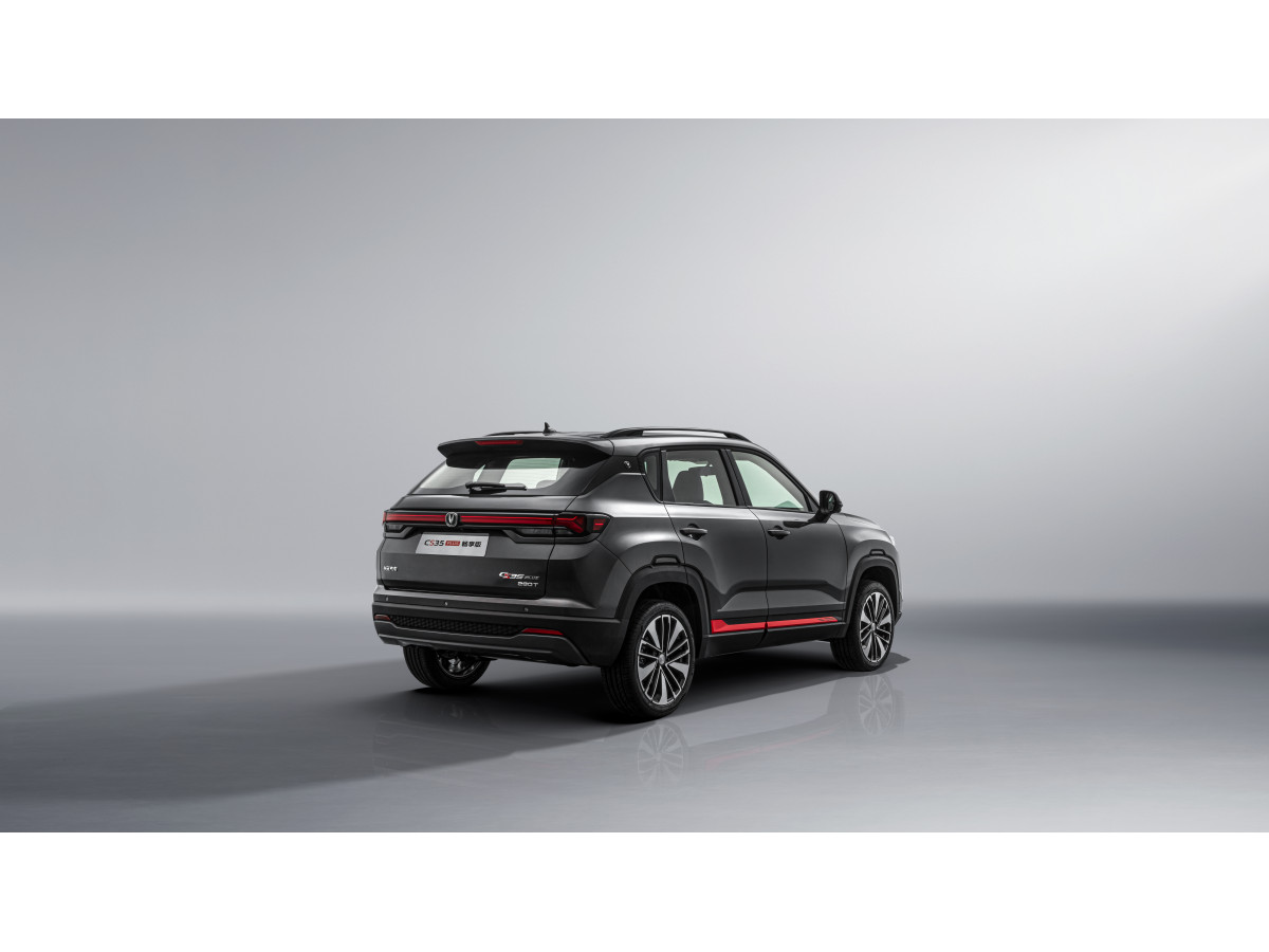 CHANGAN CS35 PLUS 1.4TGDI TECH 2WD 