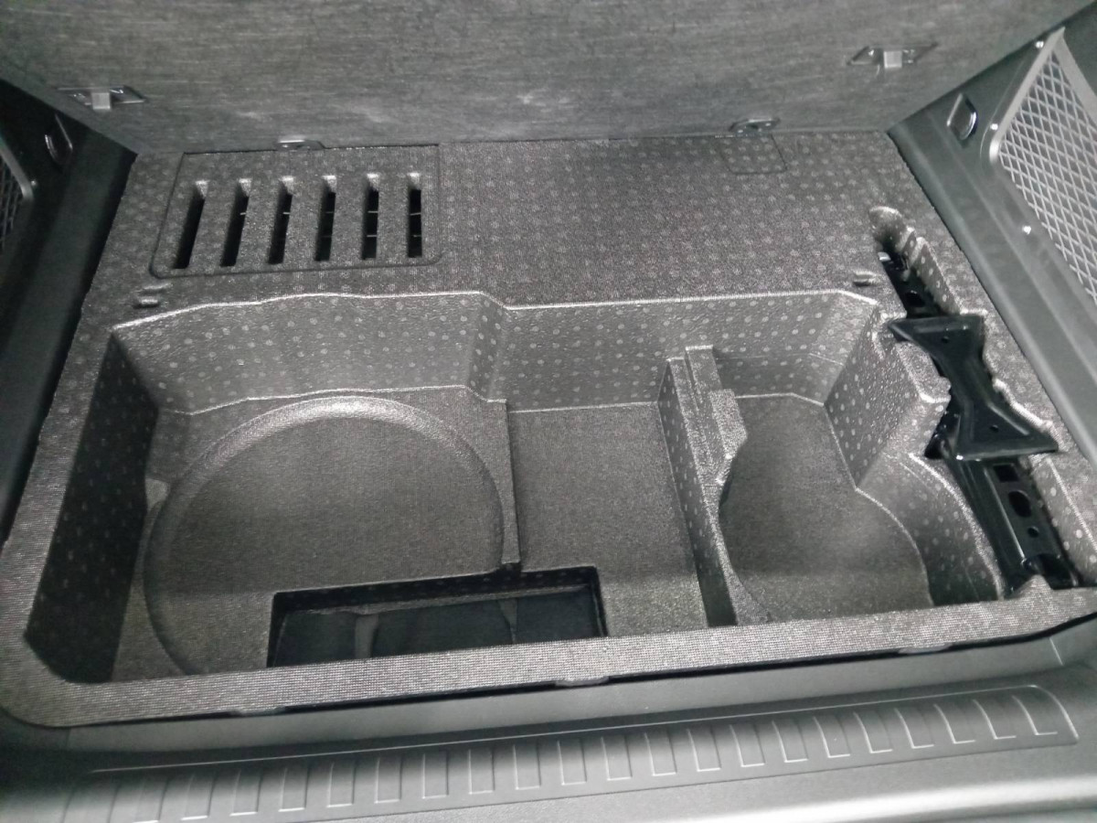 Jetour T2 2.0 TD 250ks LUX 