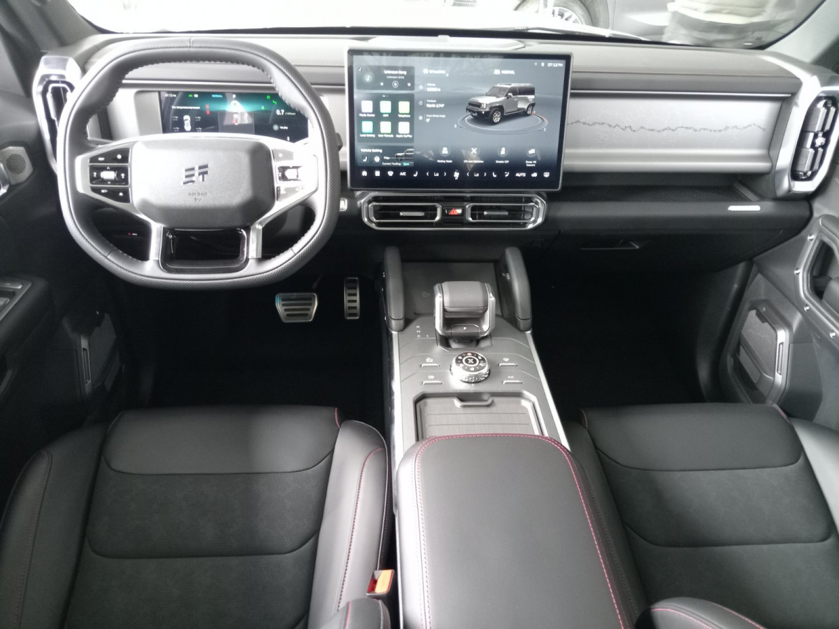 Jetour T2 2.0 TD 250ks LUX 