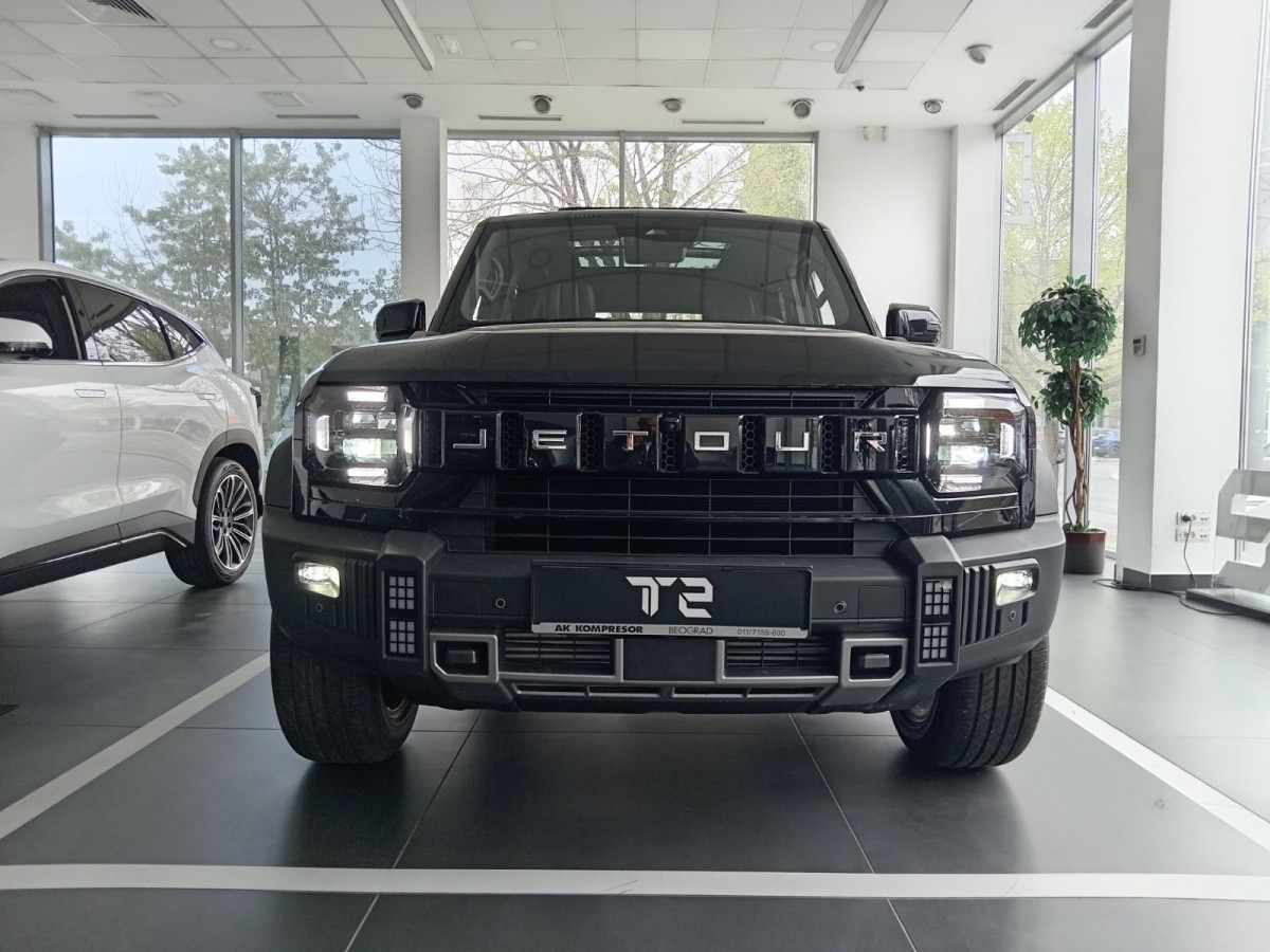 Jetour T2 2.0 TD 250ks LUX 