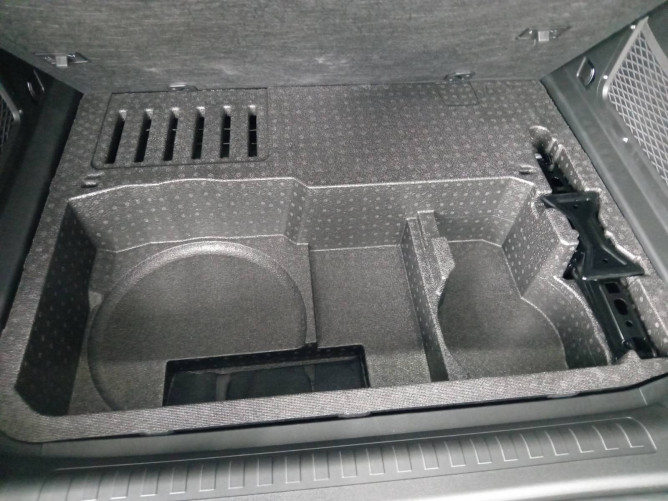 Jetour T2 2.0 TD 250ks LUX 